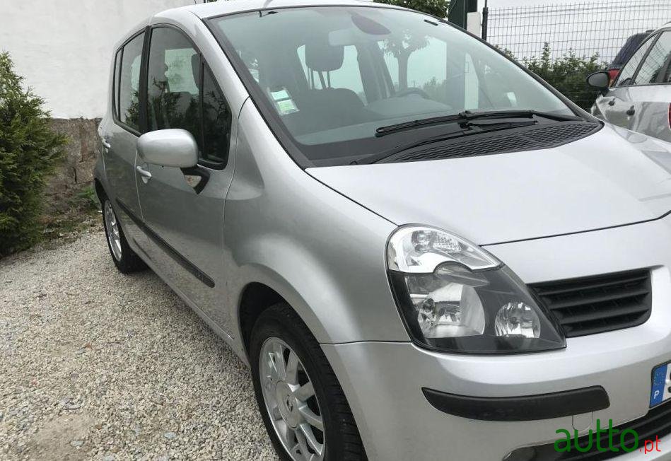 2006' Renault Modus 1.5 Dci Sl Creative photo #1