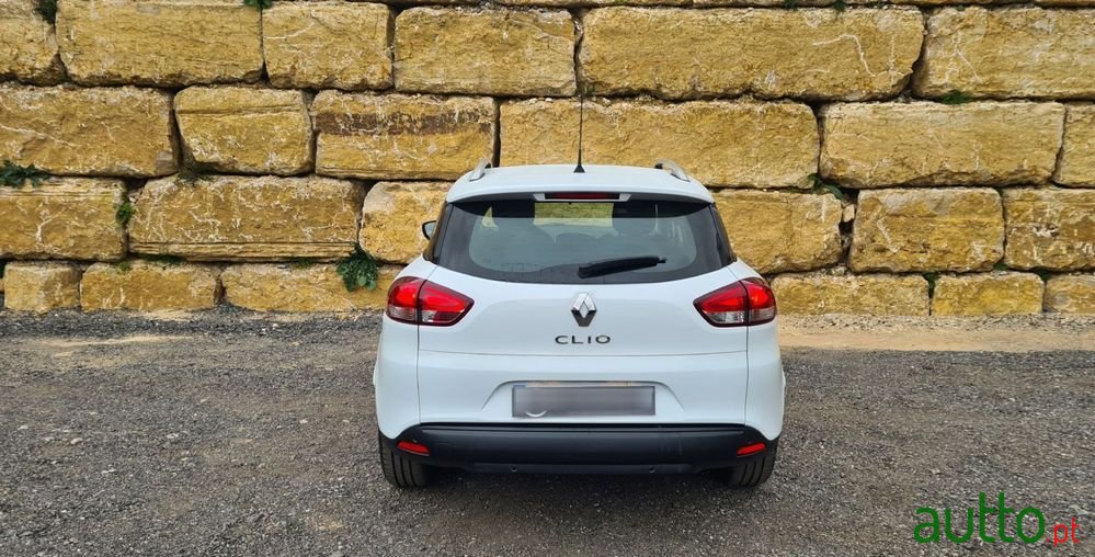 2017' Renault Clio Sport Tourer photo #6