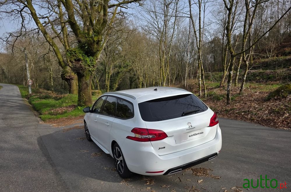 2022' Peugeot 308 Sw photo #4