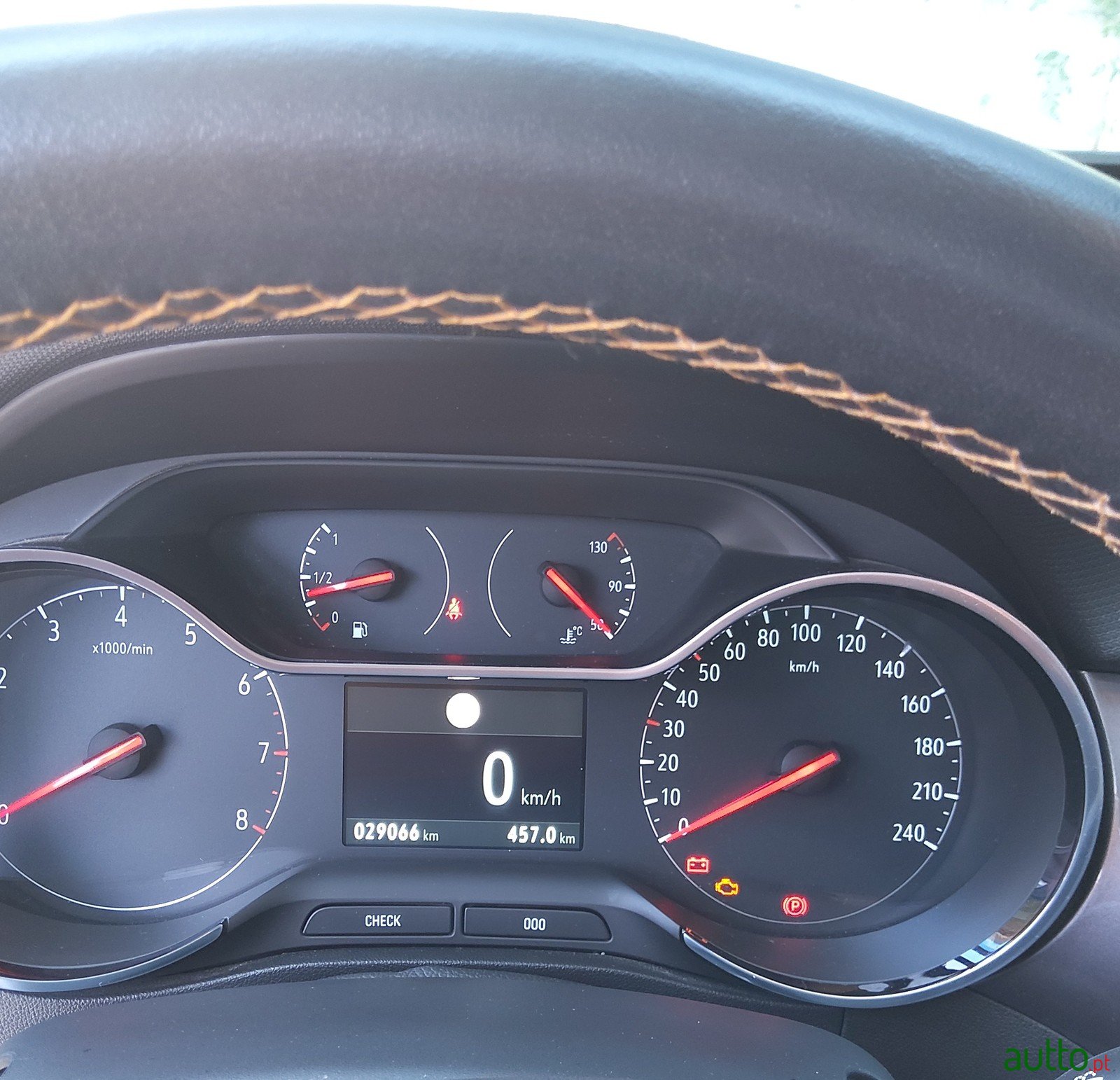 2020' Opel Crossland X photo #6