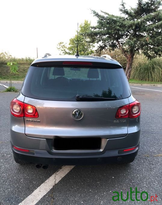 2008' Volkswagen Tiguan photo #4