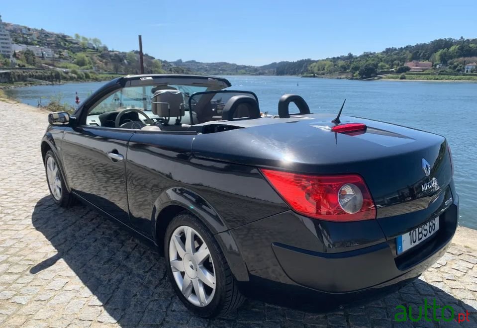 2006' Renault Megane photo #5