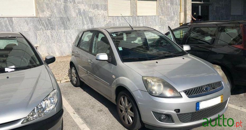 2008' Ford Fiesta 1.4 Tdci photo #3