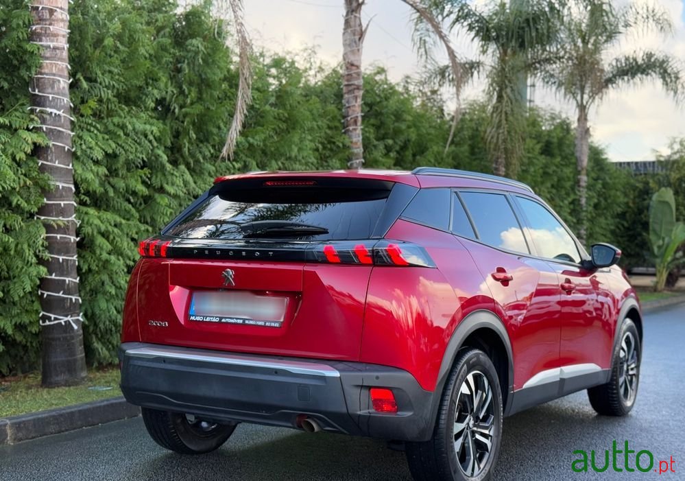 2020' Peugeot 2008 Puretech photo #4