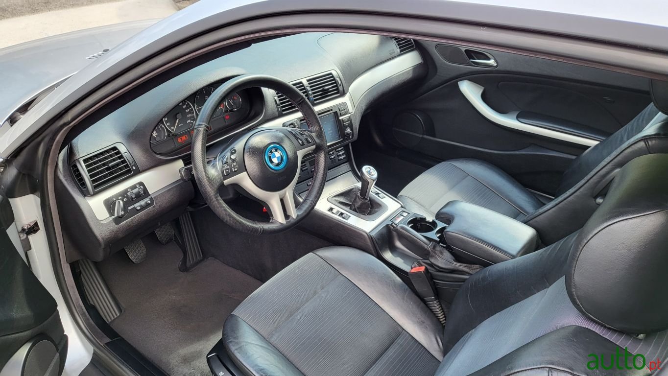 2005' BMW 320 photo #6