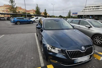 2016' Skoda Superb Break