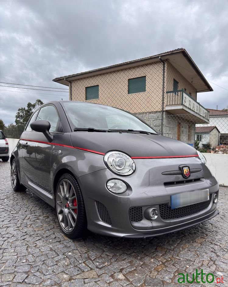 2015' Fiat 595 Abarth photo #2
