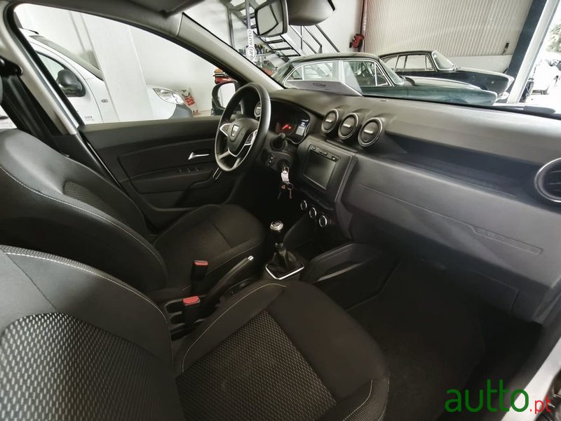 2019' Dacia Duster photo #5