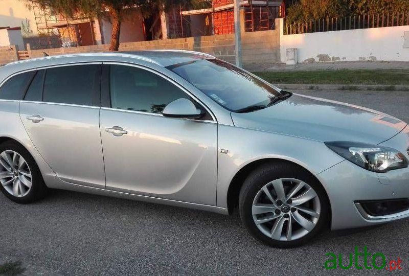 2014' Opel Insignia S/S Cosmo photo #1