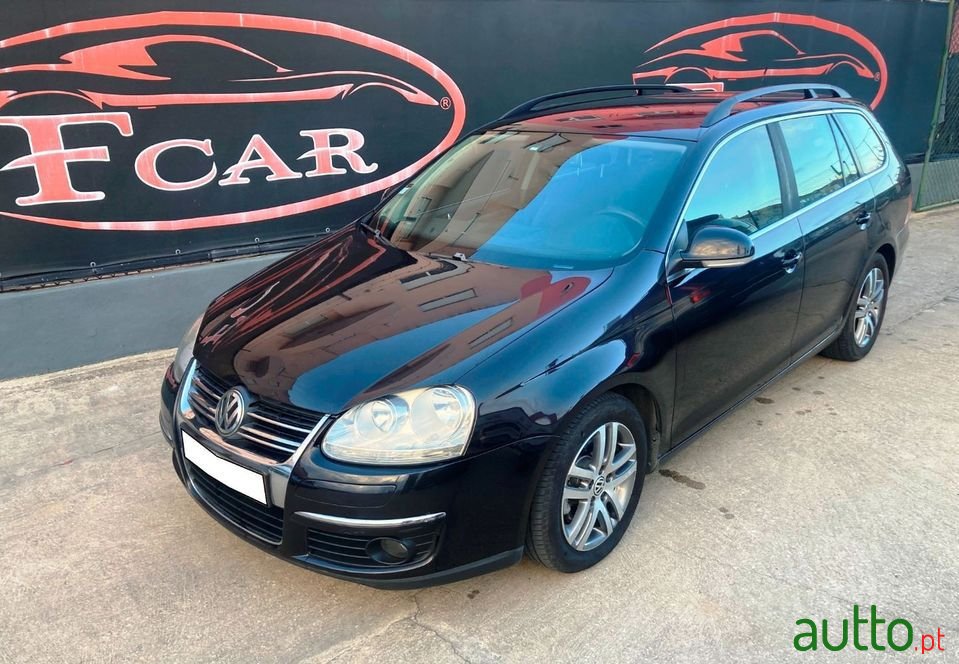 2008' Volkswagen Golf Variant photo #1