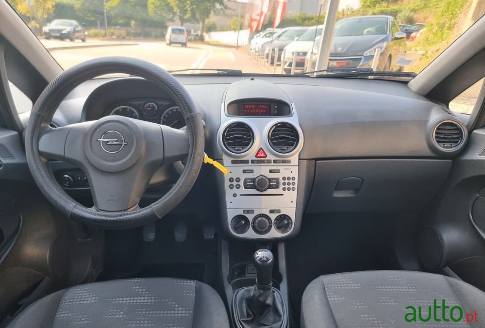 2014' Opel Corsa 1.3 Cdti Dynamic photo #4