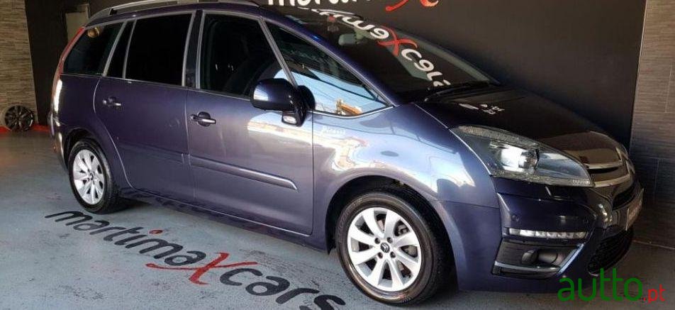 2012' Citroen C4 Grand Picasso photo #1