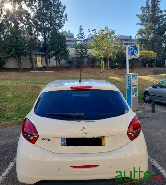 2018' Peugeot 208 photo #4