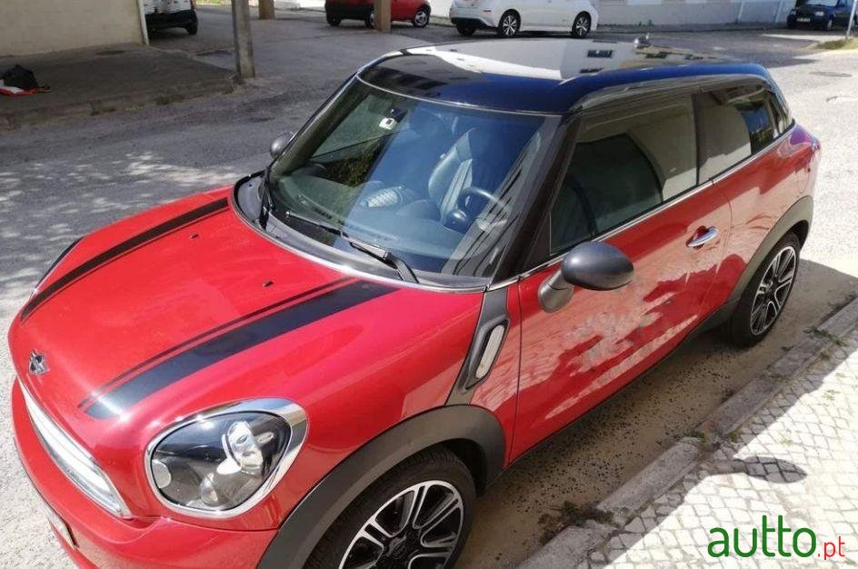 2014' MINI Paceman John Cooper Works photo #3