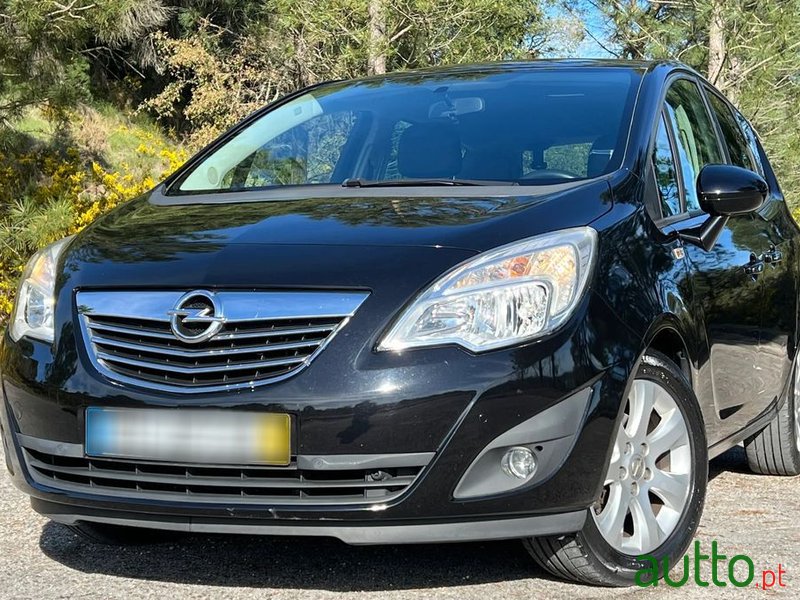2010' Opel Meriva 1.3 Cdti Cosmo S/S photo #1