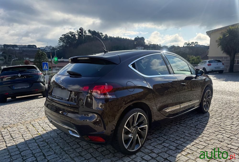 2015' DS Automobiles Ds4 1.6 Thp Sport Chic photo #4