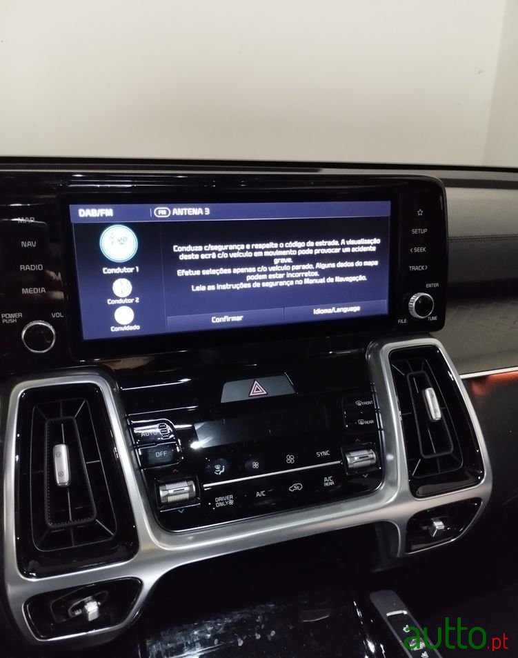 2022' Kia Sorento photo #6