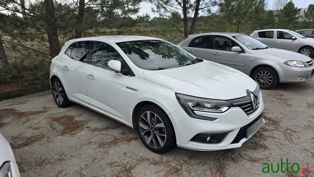 2016' Renault Megane 1.5 Dci Limited photo #2
