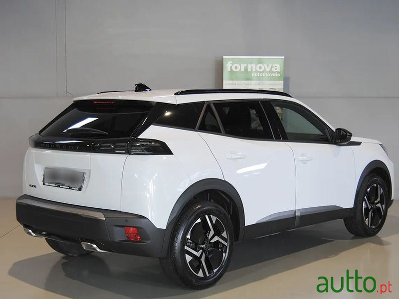 2024' Peugeot 2008 photo #4