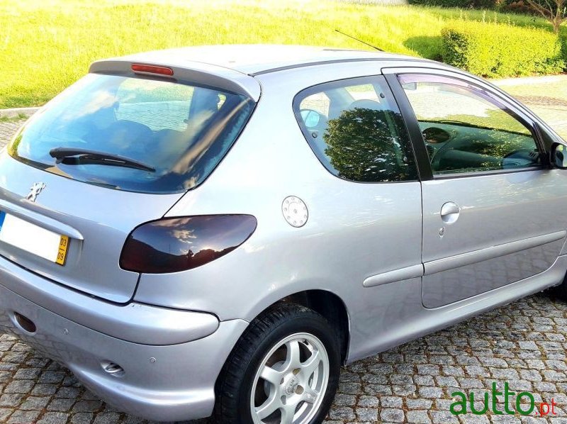 2003' Peugeot 206 1.4 Hdi Xt photo #5