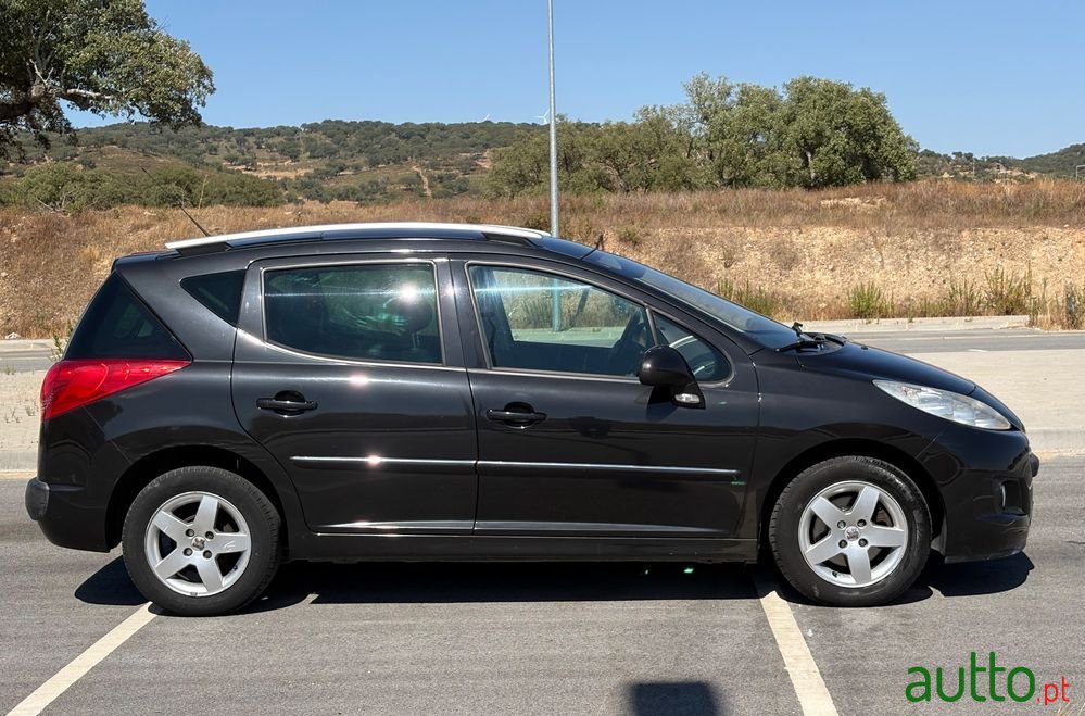 2009' Peugeot 207 Sw photo #3