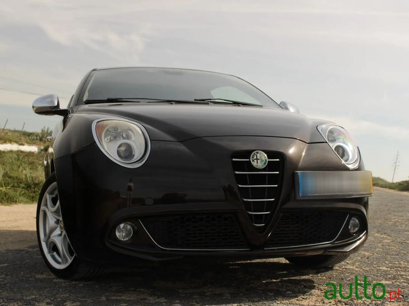 2011' Alfa Romeo MiTo photo #4