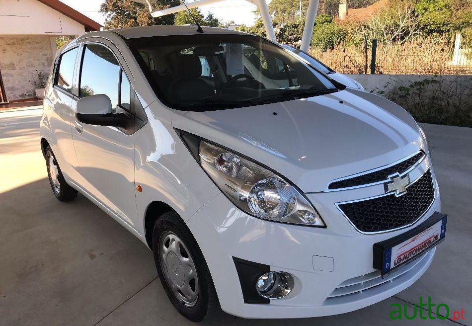 2011' Chevrolet Spark 1.0 Ls photo #2