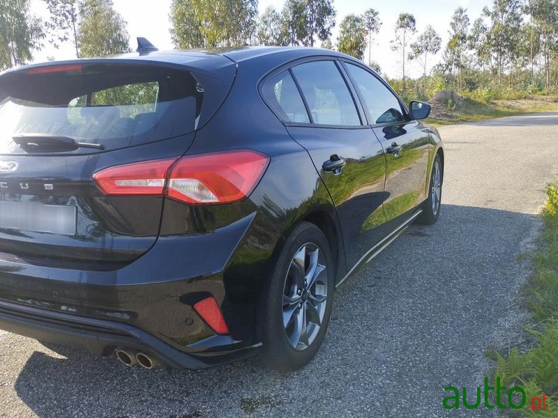 2021' Ford Focus photo #5