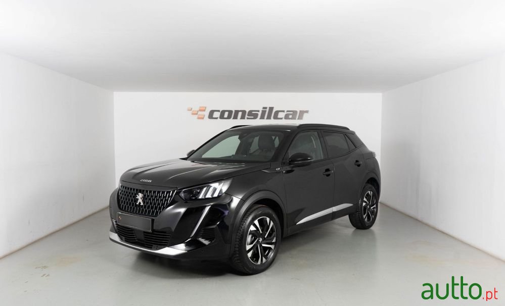 2023' Peugeot 2008 photo #1