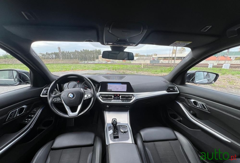 2020' BMW Série 3 photo #6