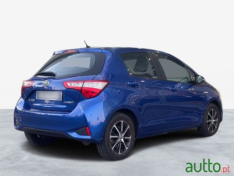 2019' Toyota Yaris 1.5 Hsd Comfort photo #5