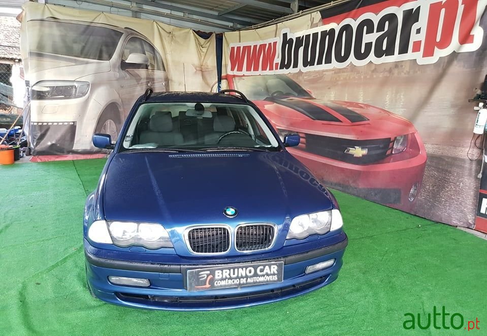2001' BMW 320 photo #2