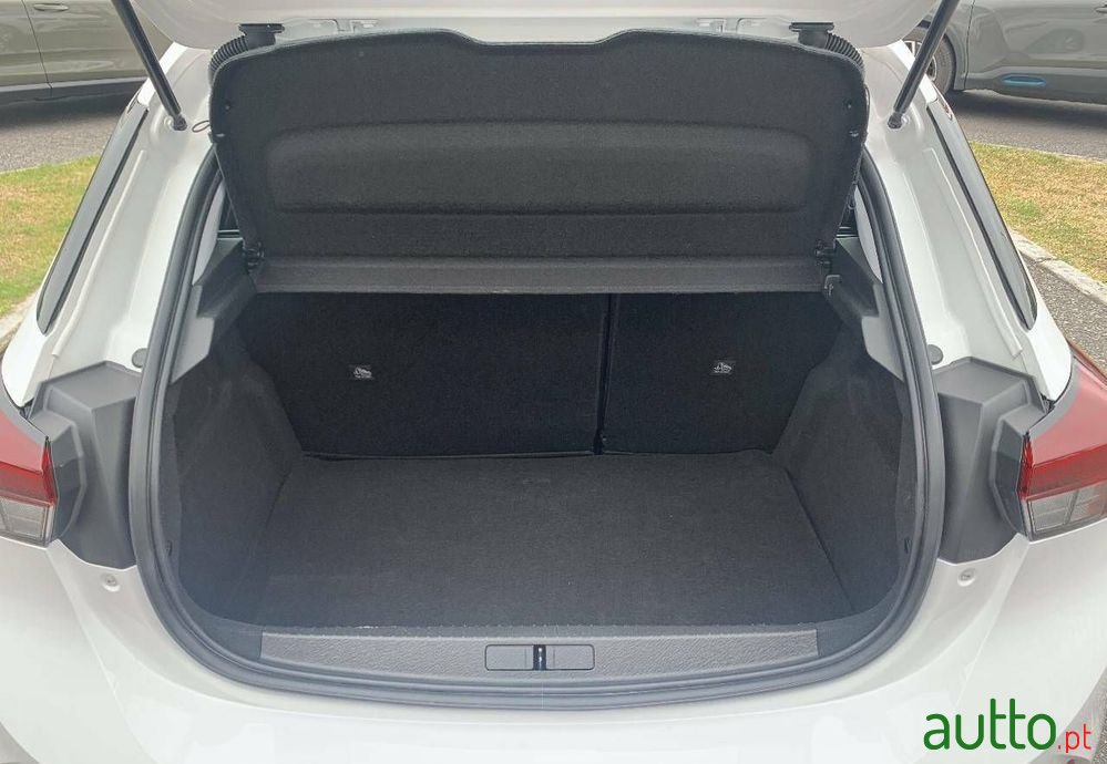 2022' Opel Corsa 1.2 Business photo #6