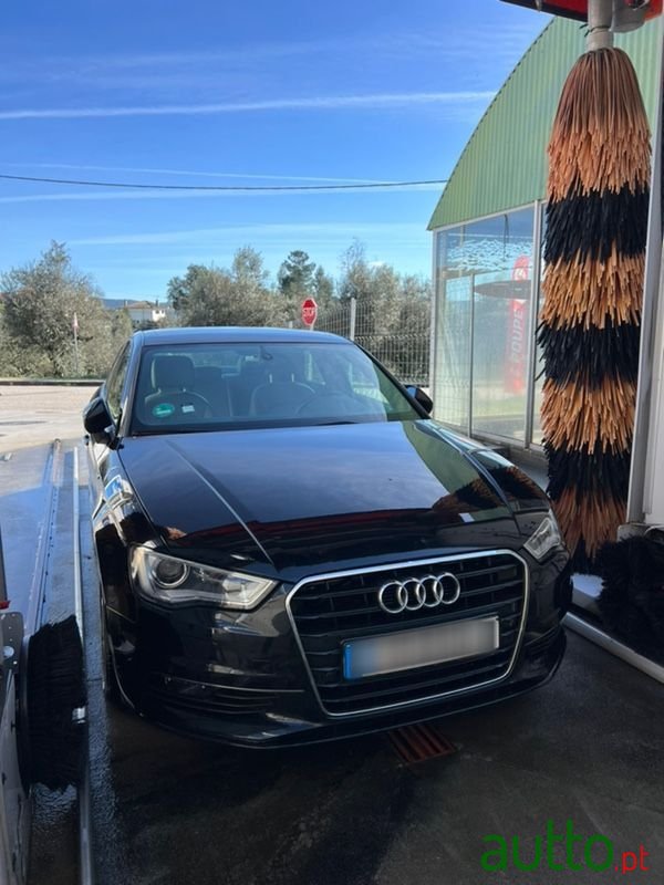 2016' Audi A3 Sportback photo #1