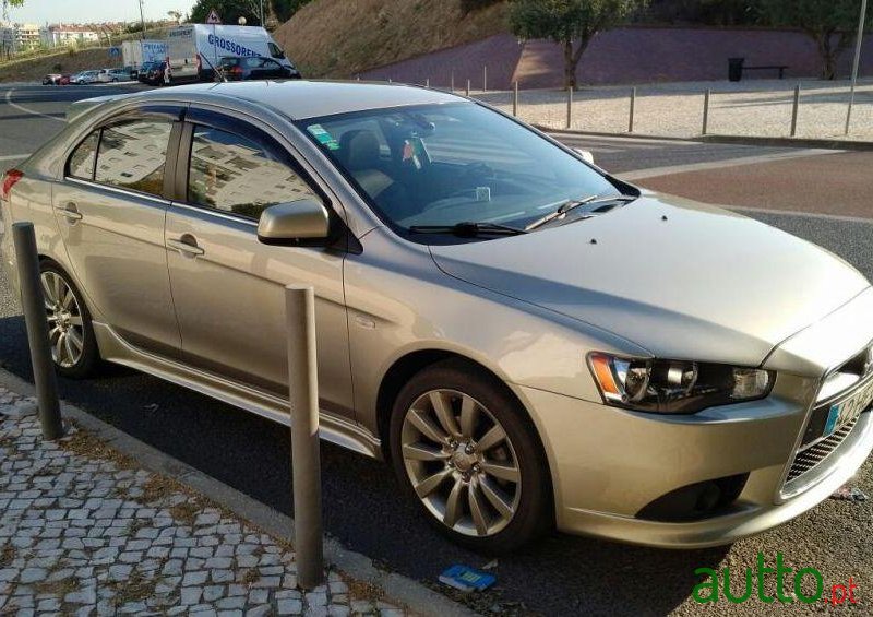 2009' Mitsubishi Lancer Sportback photo #1