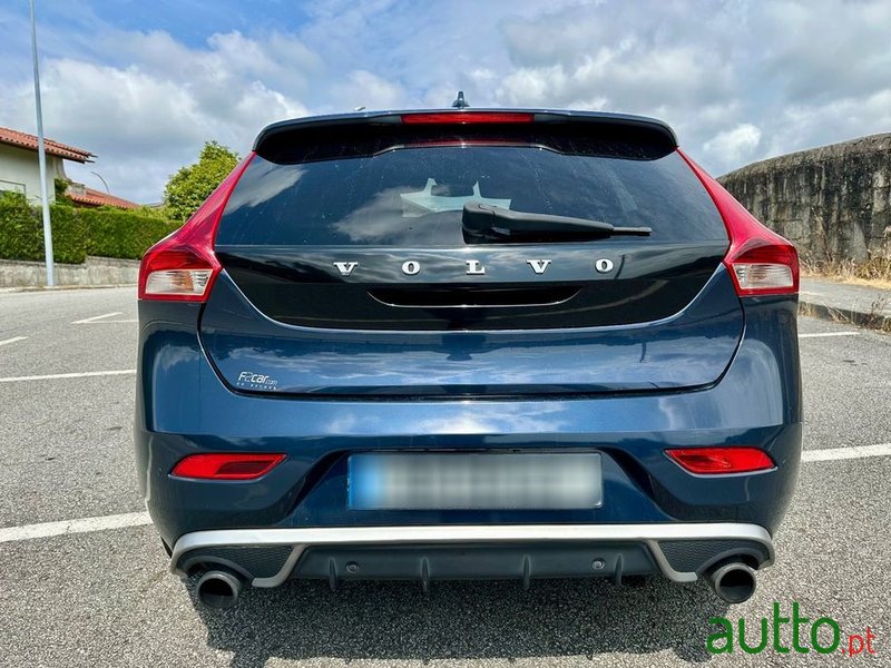 2013' Volvo V40 1.6 D2 R-Design photo #6