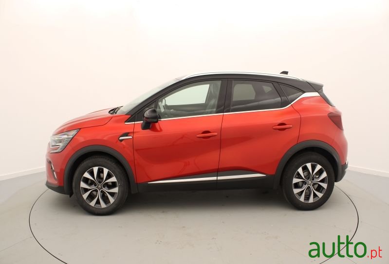 2021' Renault Captur photo #4