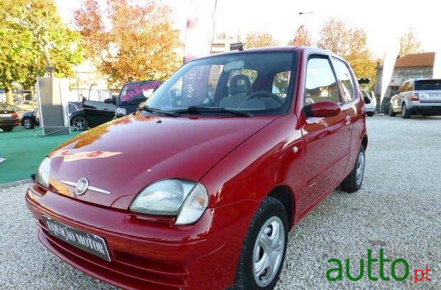 2010' Fiat Seicento photo #2