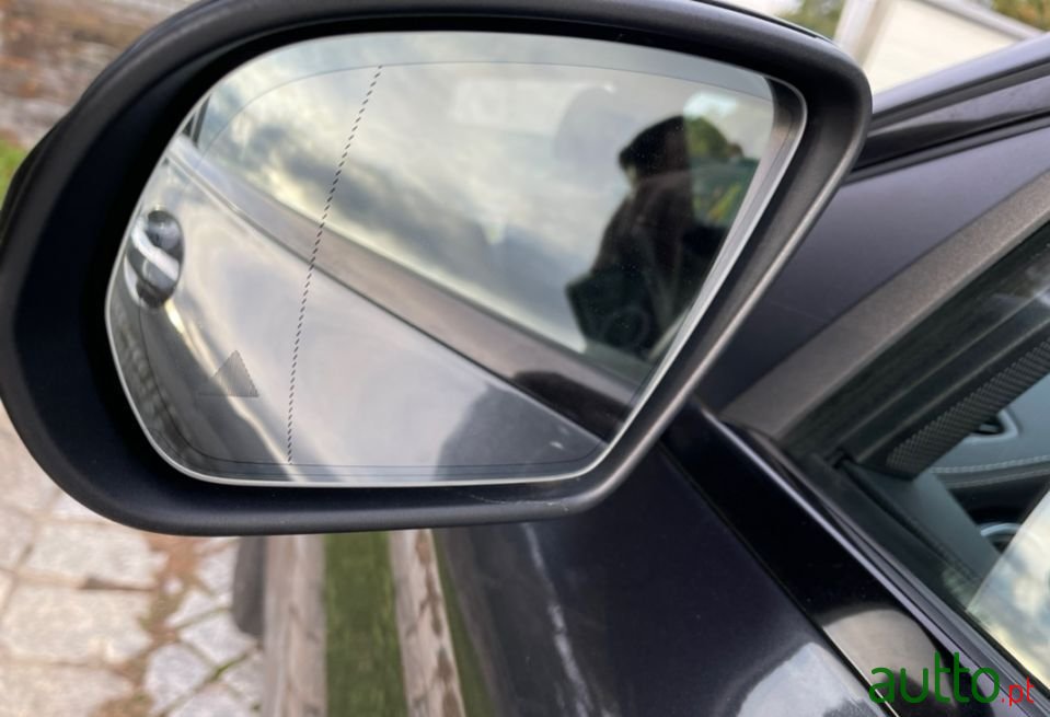 2015' Mercedes-Benz C-220 photo #4