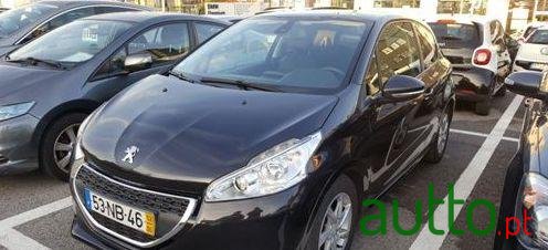 2012' Peugeot 208 1.6 E-Hdi Active photo #1