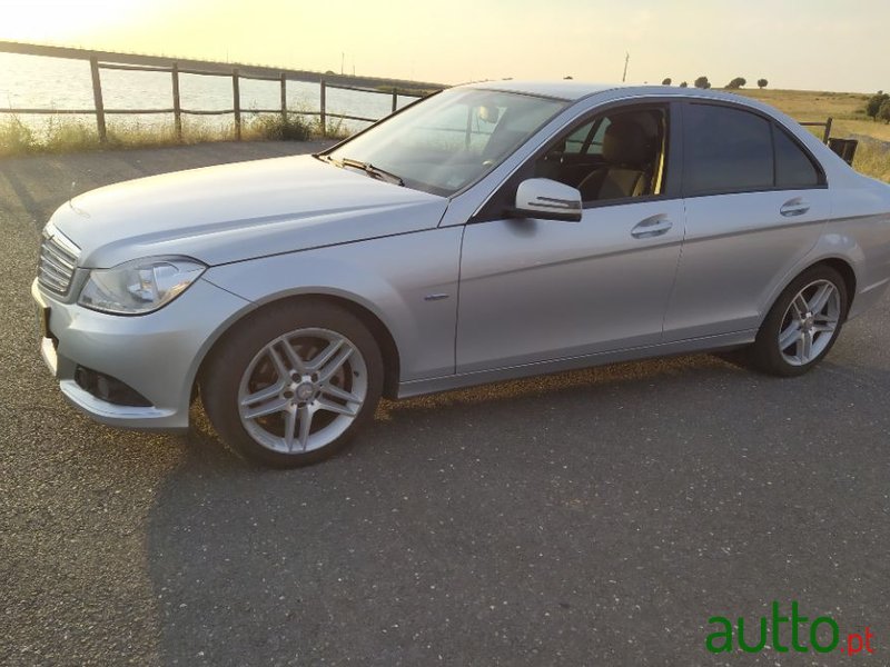 2013' Mercedes-Benz C-220 photo #4