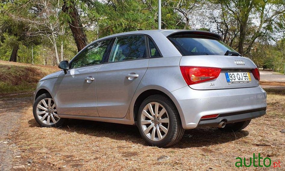 2015' Audi A1 Sportback photo #3