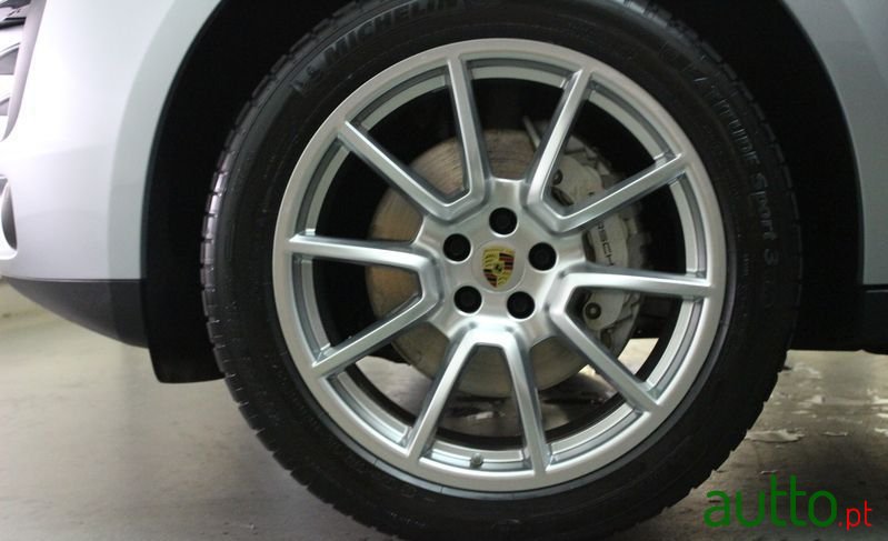 2014' Porsche Macan photo #5