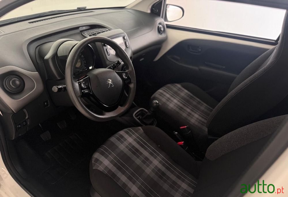 2019' Peugeot 108 1.0 E-Vti Allure photo #3