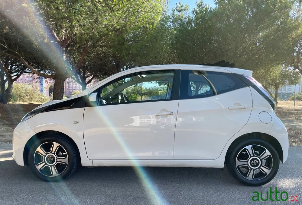 2018' Toyota Aygo 1.0 X-Wave photo #3