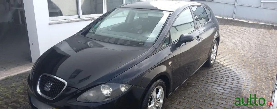 2008' SEAT Leon photo #3