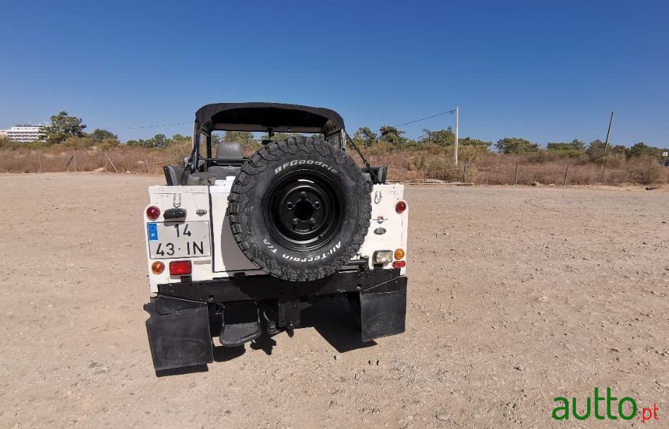 1997' Land Rover Defender photo #4
