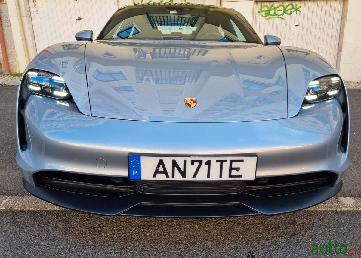 2021' Porsche photo #3