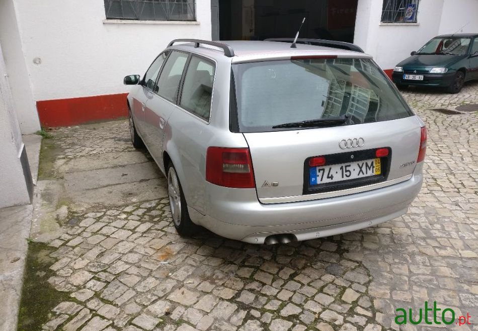 2004' Audi A6 Avant photo #5