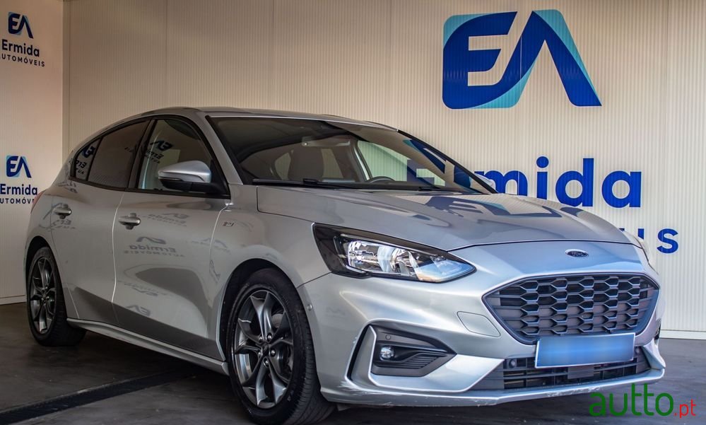 2018' Ford Focus 1.5 Ecoboost photo #1